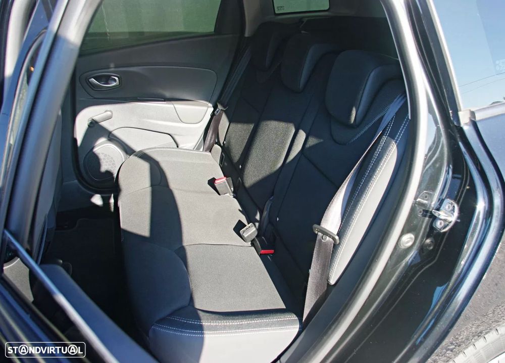 Renault Clio Sport Tourer 1.5 dCi Zen - 19