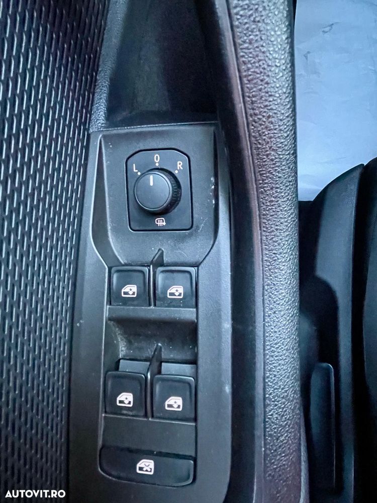 Skoda Octavia 2.0 TDI AMBITION - 16