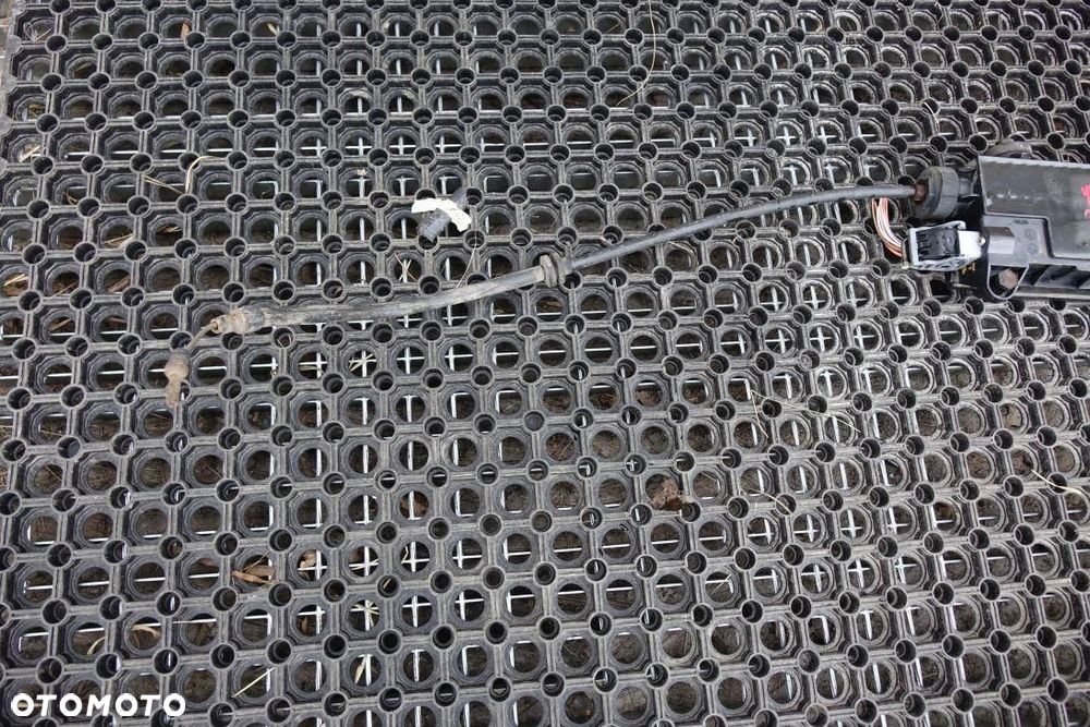 HAMULEC RĘZNY ELEKTRYCZNY RENAULT SCENIC 2 II 2006 8200418648 - 2