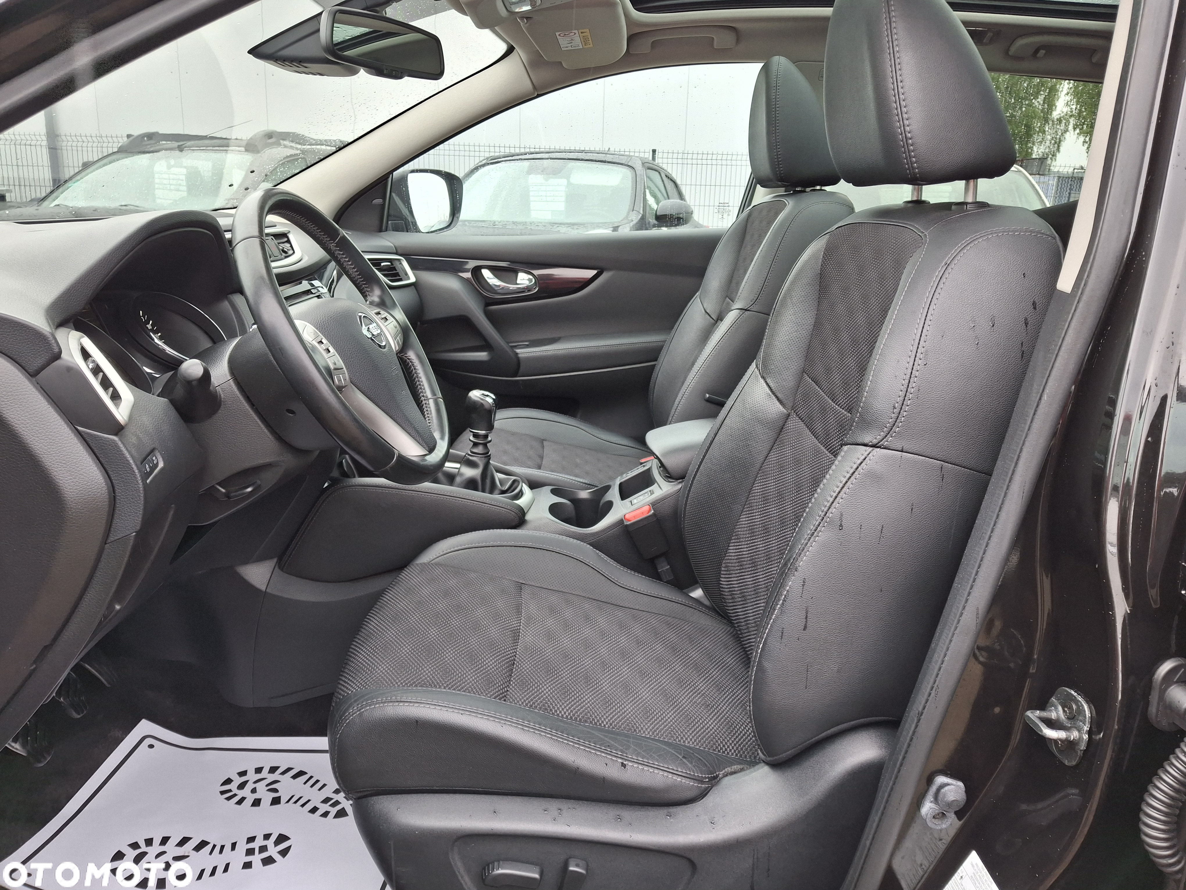 Nissan Qashqai 1.2 DIG-T Tekna - 24
