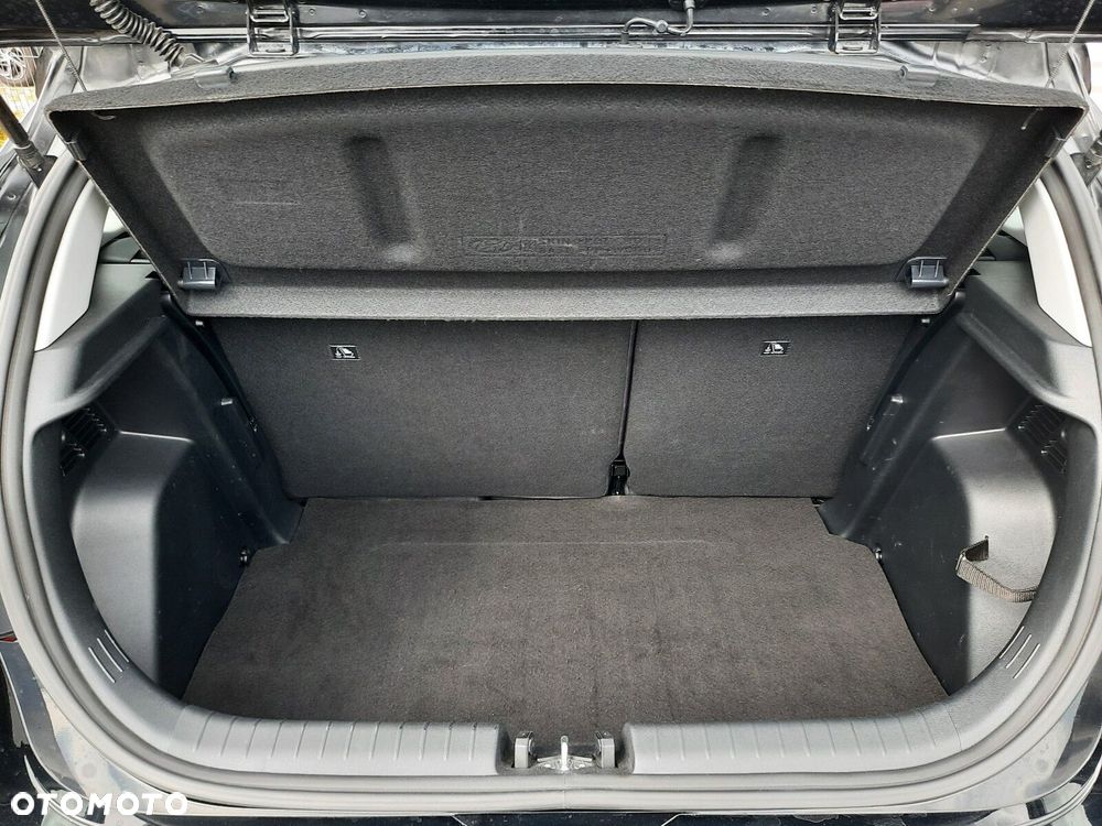 Hyundai i20 1.2 Modern - 16