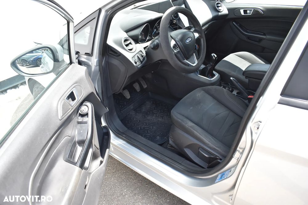 FORD Fiesta 2013 — imagine 13