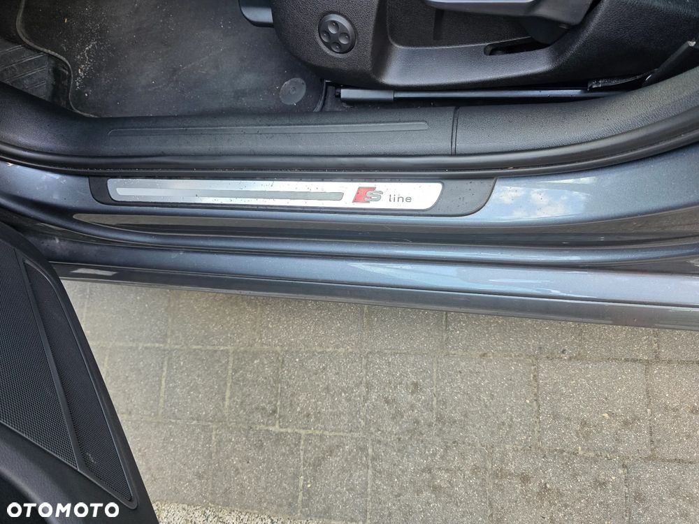 Audi A4 Avant 2.0 TFSI S line Sportpaket - 8