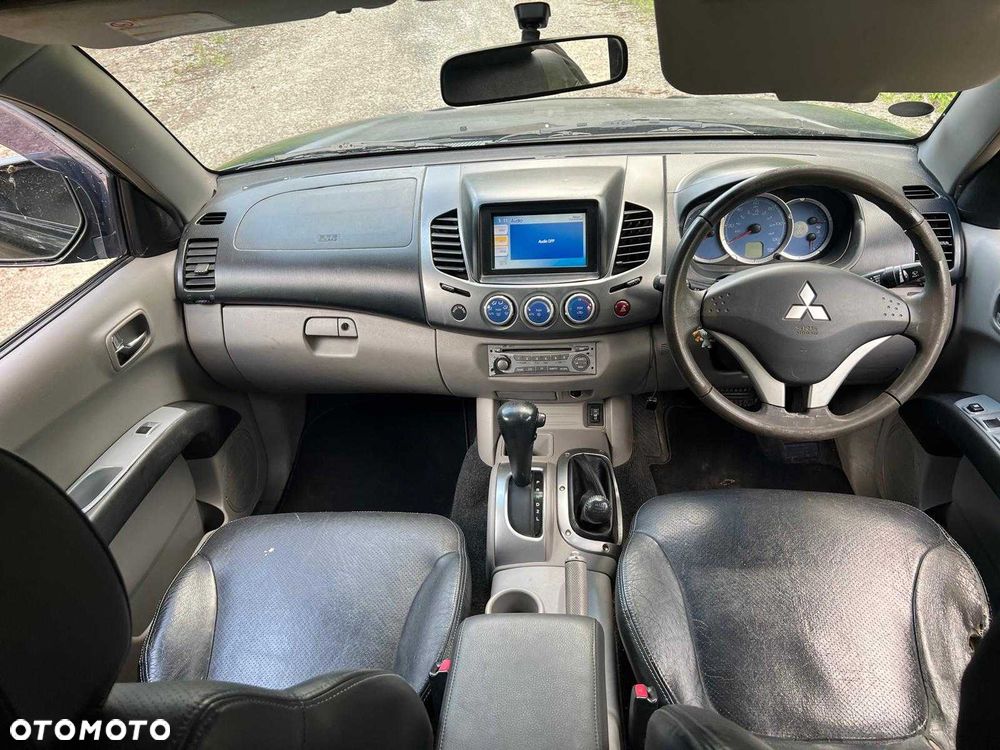 Mitsubishi L200 - 8