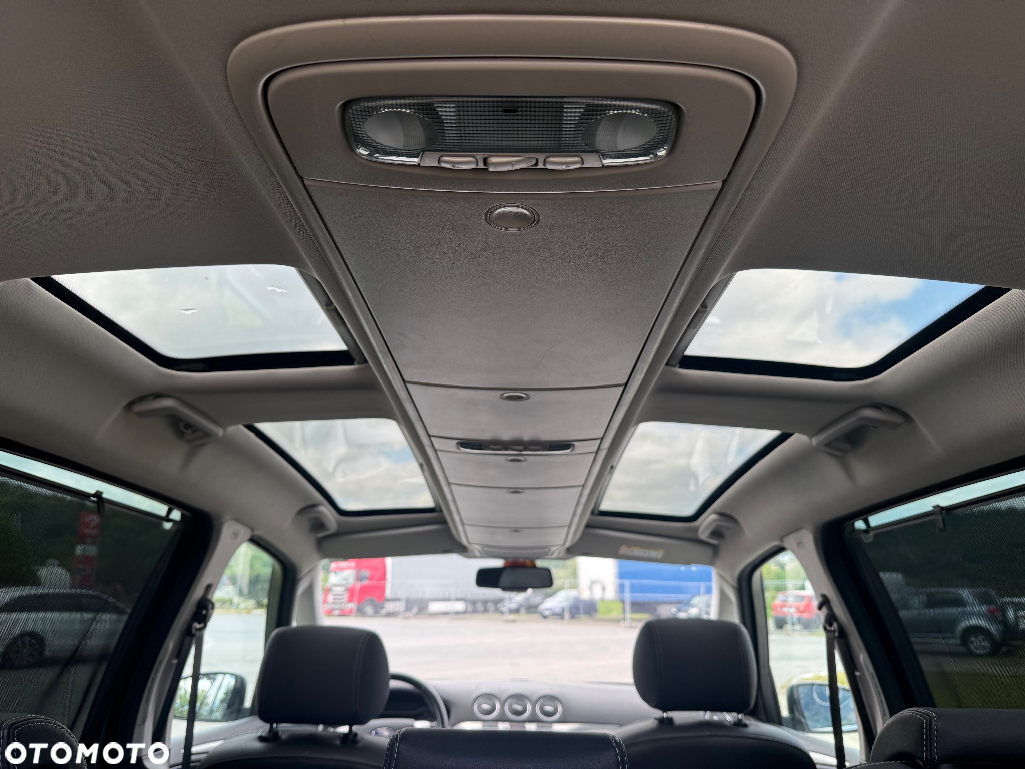 Ford Galaxy 1.6 T Platinium X (Titanium) - 13