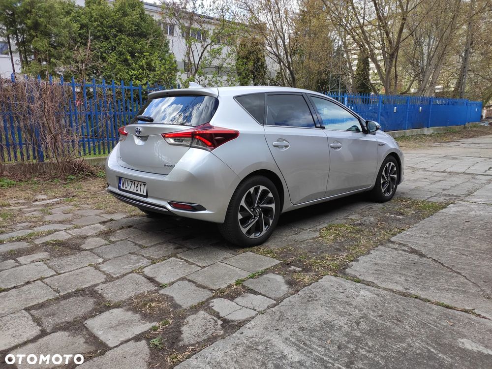 Toyota Auris 1.8 HSD Luna - 7