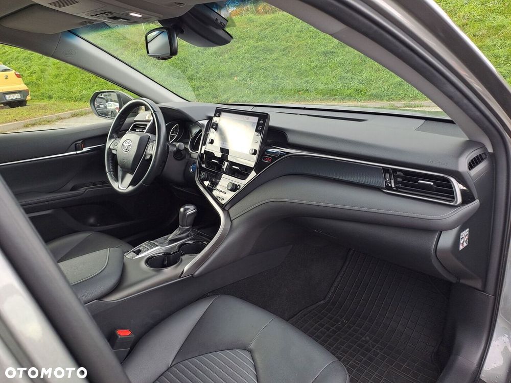 Toyota Camry 2.5 Hybrid Prestige CVT - 30