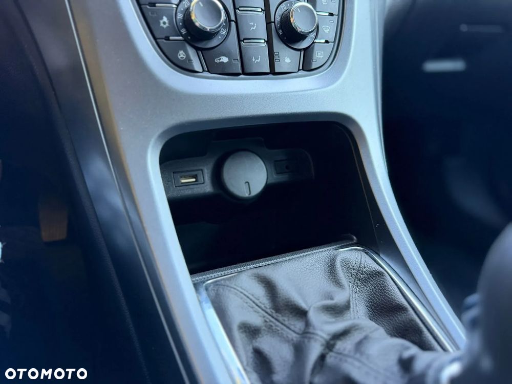 Opel Astra IV 1.6 Active - 36