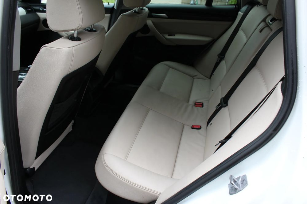 BMW X3 xDrive20d Luxury Line - 20