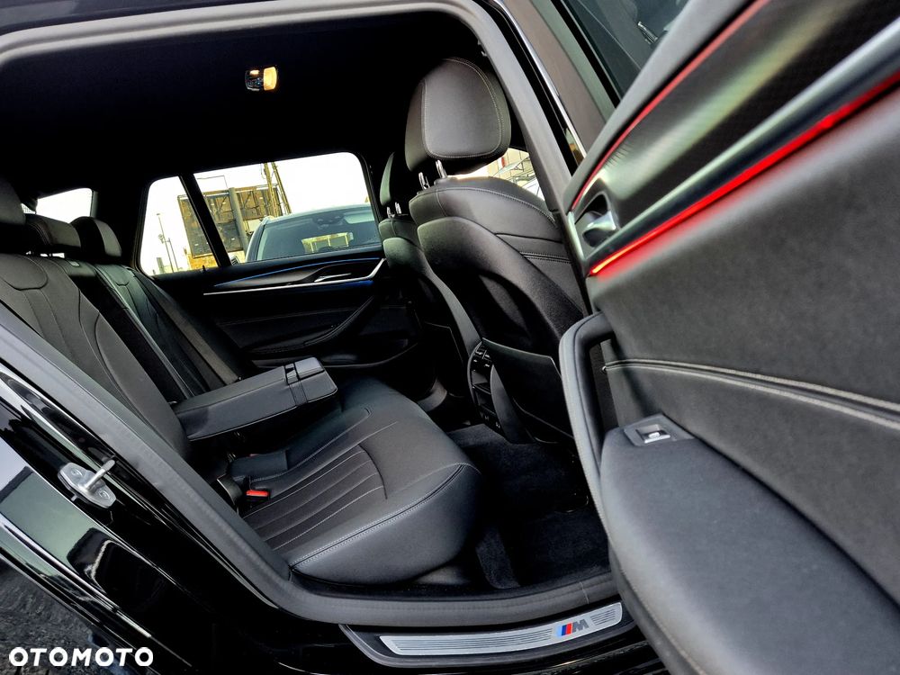 BMW Seria 5 ver-530e-xdrive-phev-m-sport - 9