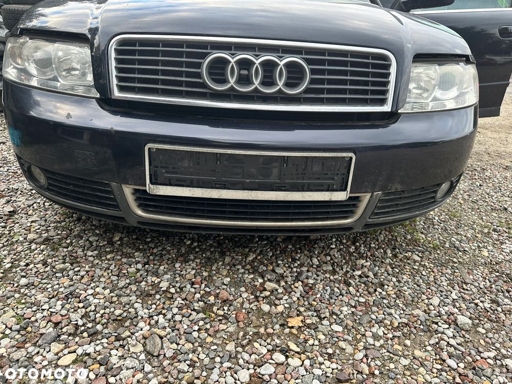 Audi A4 B6 ZDERZAK PRZOD - 1