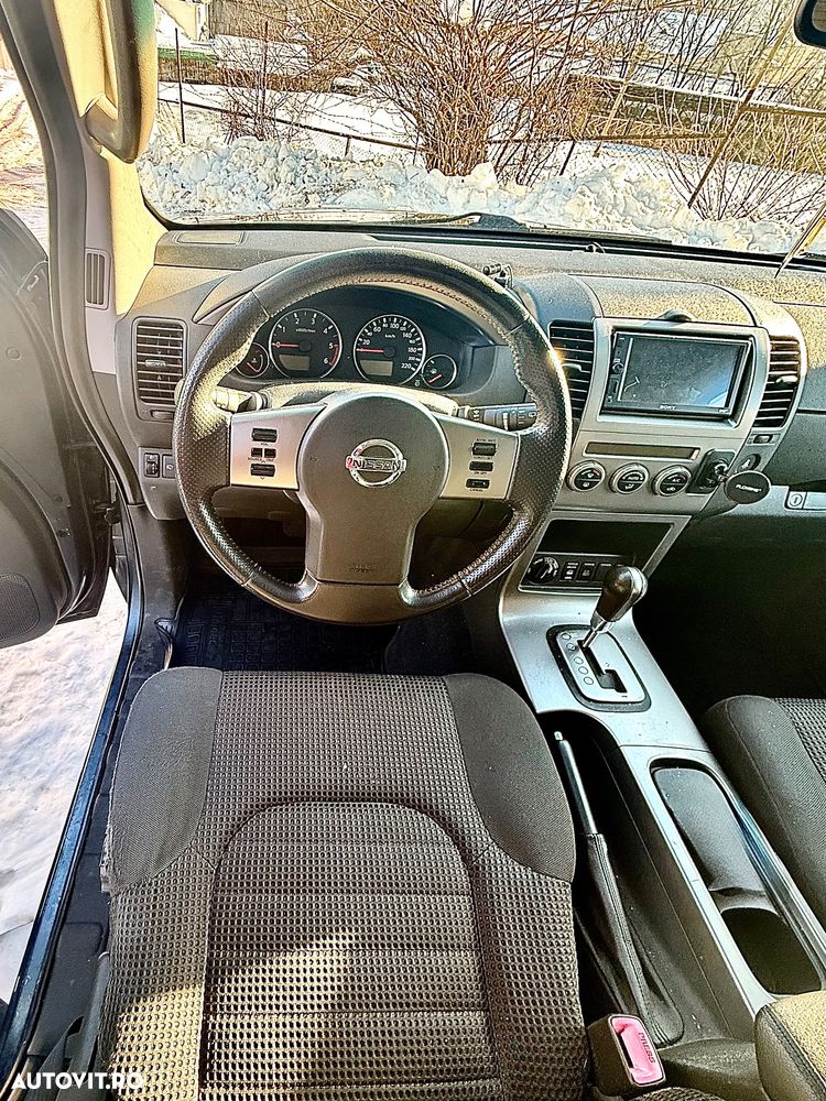 Nissan Pathfinder 2.5 dCi Aut LE - 1