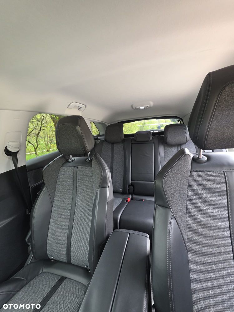 Peugeot 3008 1.2 PureTech Allure S&S - 12