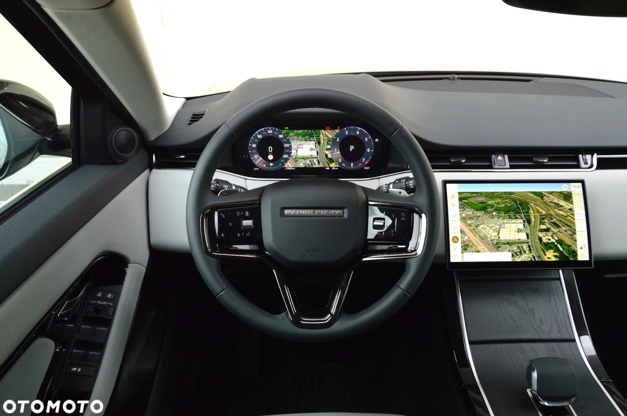 Land Rover Range Rover Evoque - 22