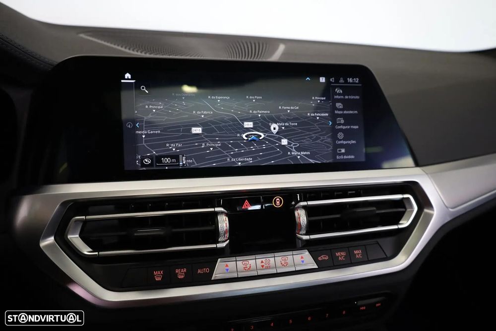BMW 420 d Pack Desportivo M Auto - 43