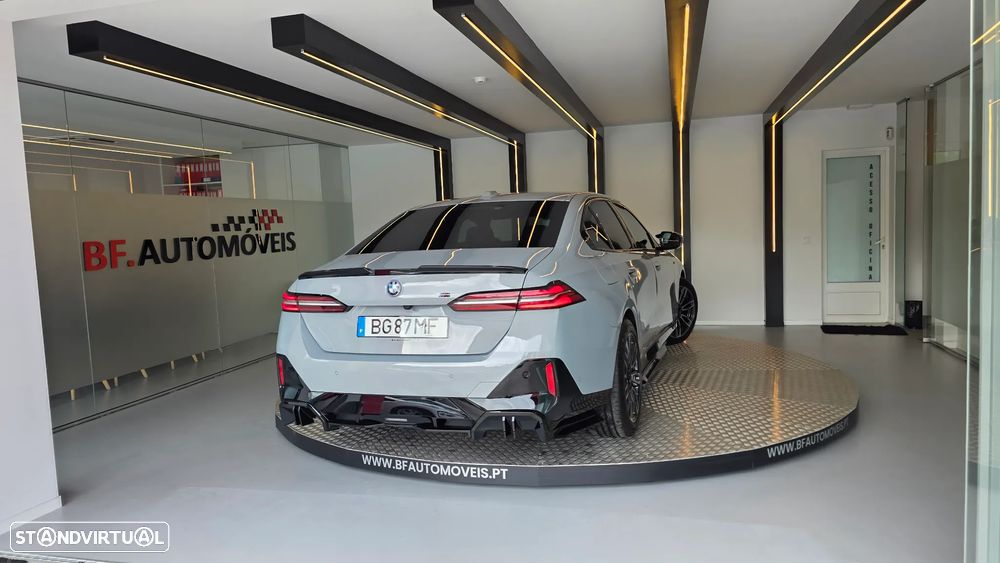 BMW 530 e Pack Desportivo M - 20
