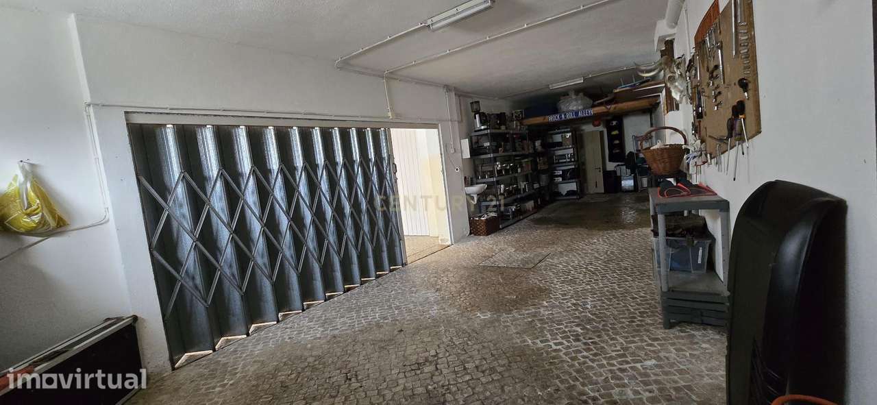 Garagem para três ou mais viaturas, Palhais em Charneca de Caparica, A - Grande imagem: 2/9