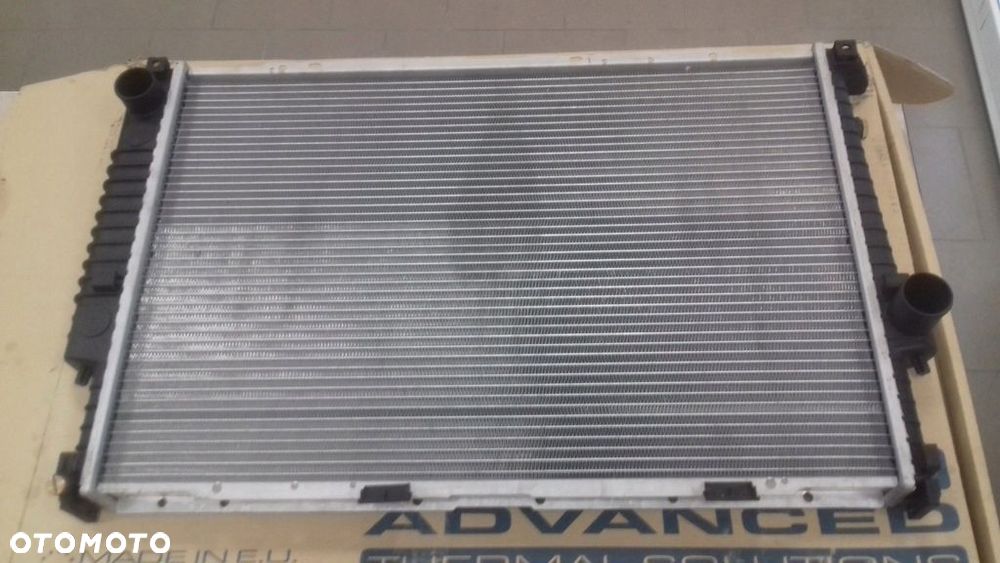 Chłodnica Wody BMW 7 E32 1991-1994 BMW 5 E34 1987-1998 4.0 BENZYNA Nowa - 3