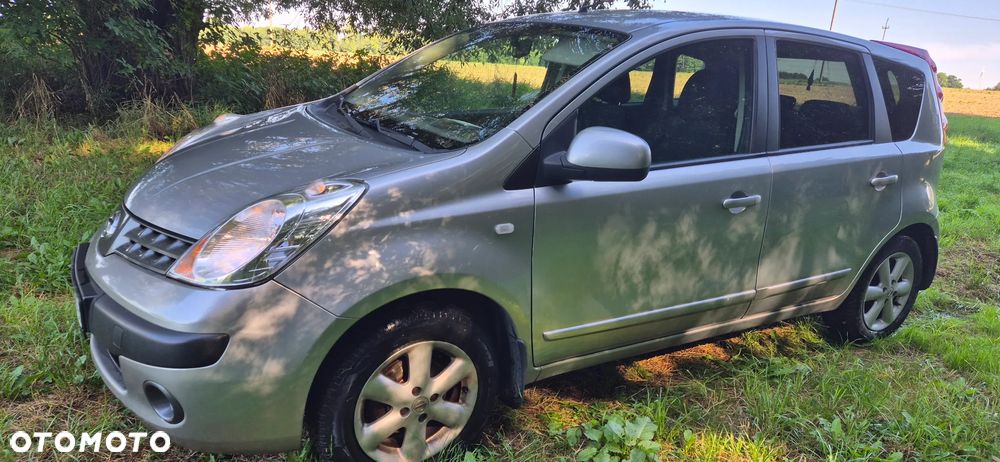 Nissan Note 1.6 Tekna - 2