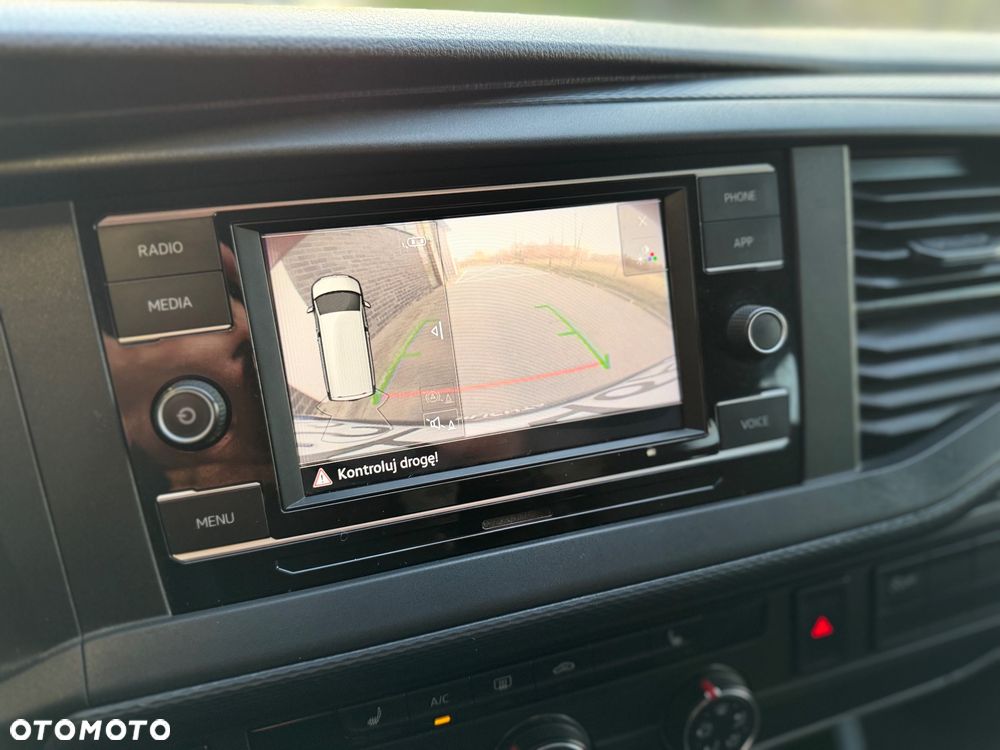 Volkswagen Transporter - 23