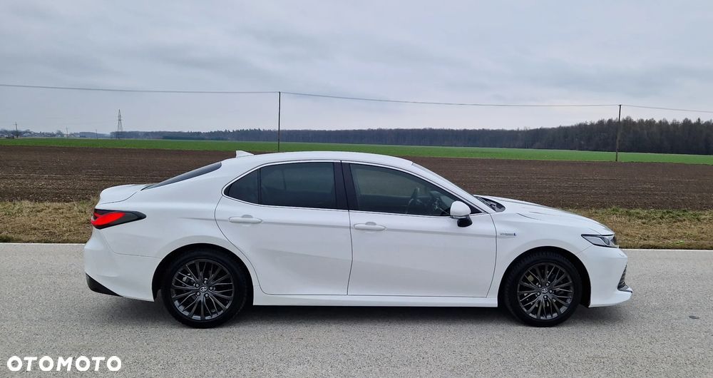 Toyota Camry 2.5 Hybrid Comfort CVT - 4