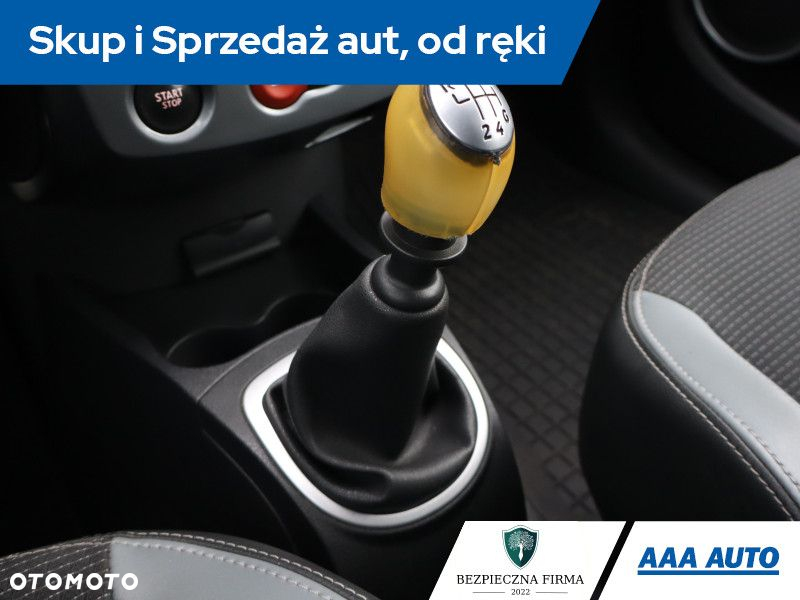 Renault Clio - 14