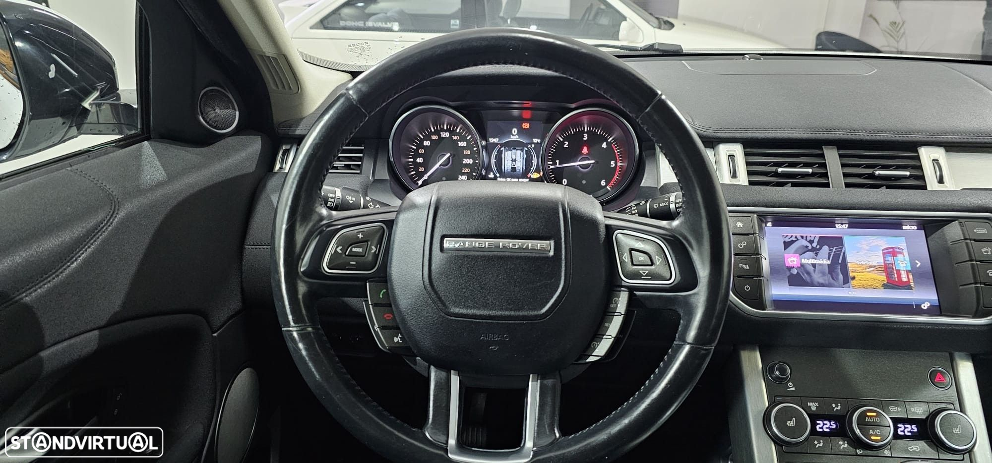 Land Rover Range Rover Evoque 2.0 eD4 SE Dynamic - 18