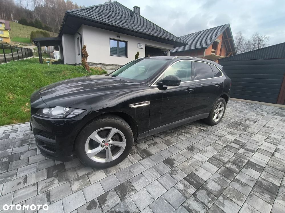Jaguar F-Pace 2.0 i4D AWD R-Sport - 13