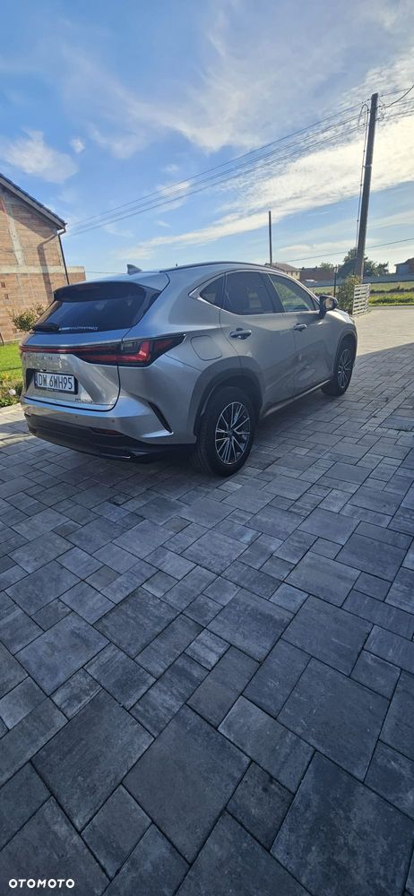Lexus NX 450h+ Prestige AWD - 3