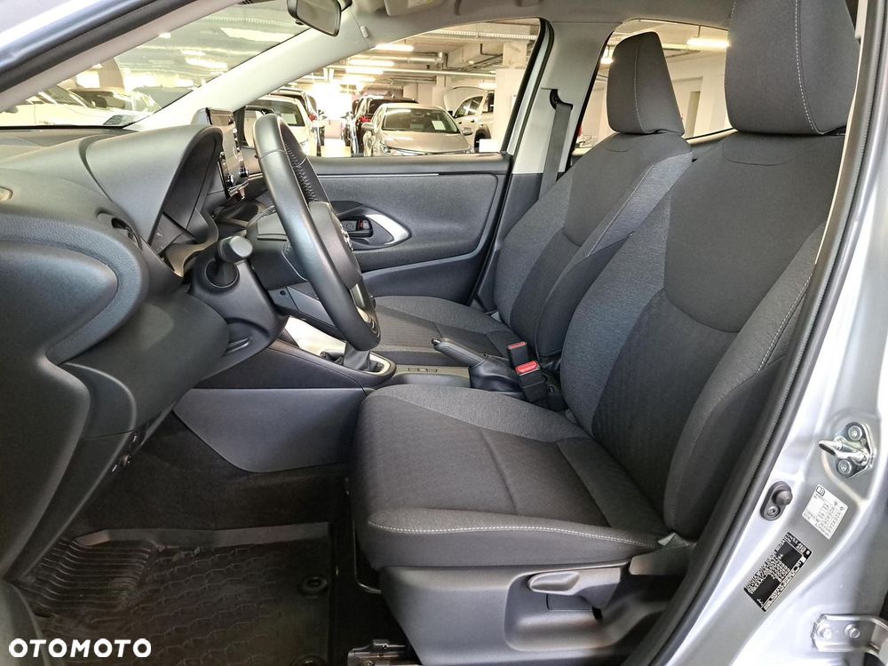 Toyota Yaris - 11