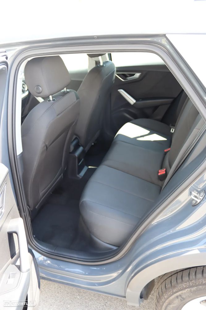 Audi Q2 1.0 TFSI Sport S tronic - 9