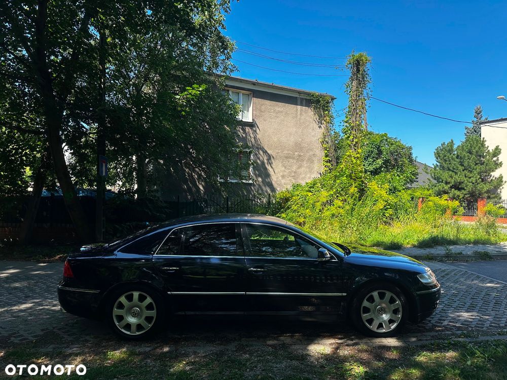Volkswagen Phaeton - 13