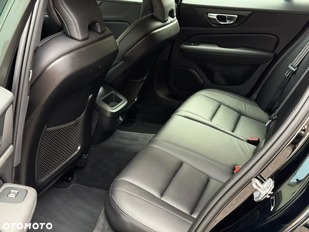 Volvo V60 D4 Inscription - 33