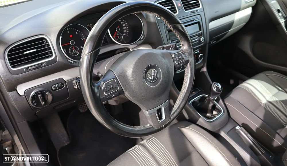 VW Golf 1.6 TDi DPF BlueMotion MATCH - 20