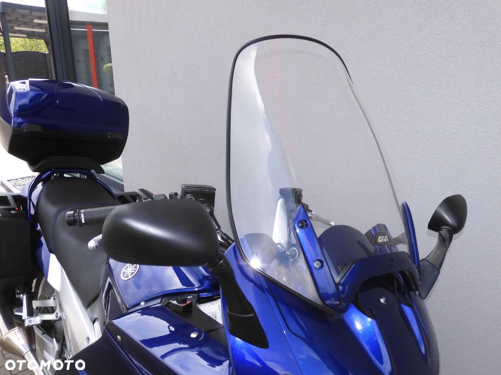 Yamaha FJR - 18