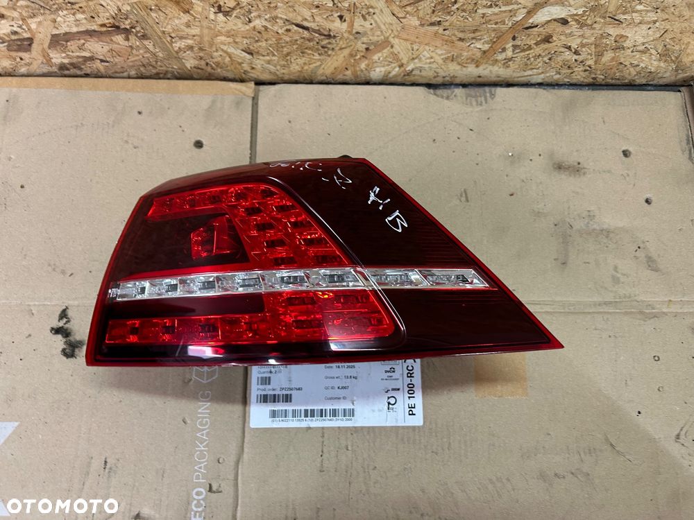 Volkswagen Golf VII lampa prawy tył led 5G0945208 hatchback - 2