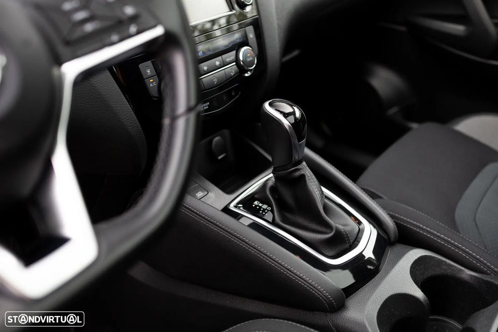 Nissan Qashqai 1.5 dCi N-Connecta DCT - 25