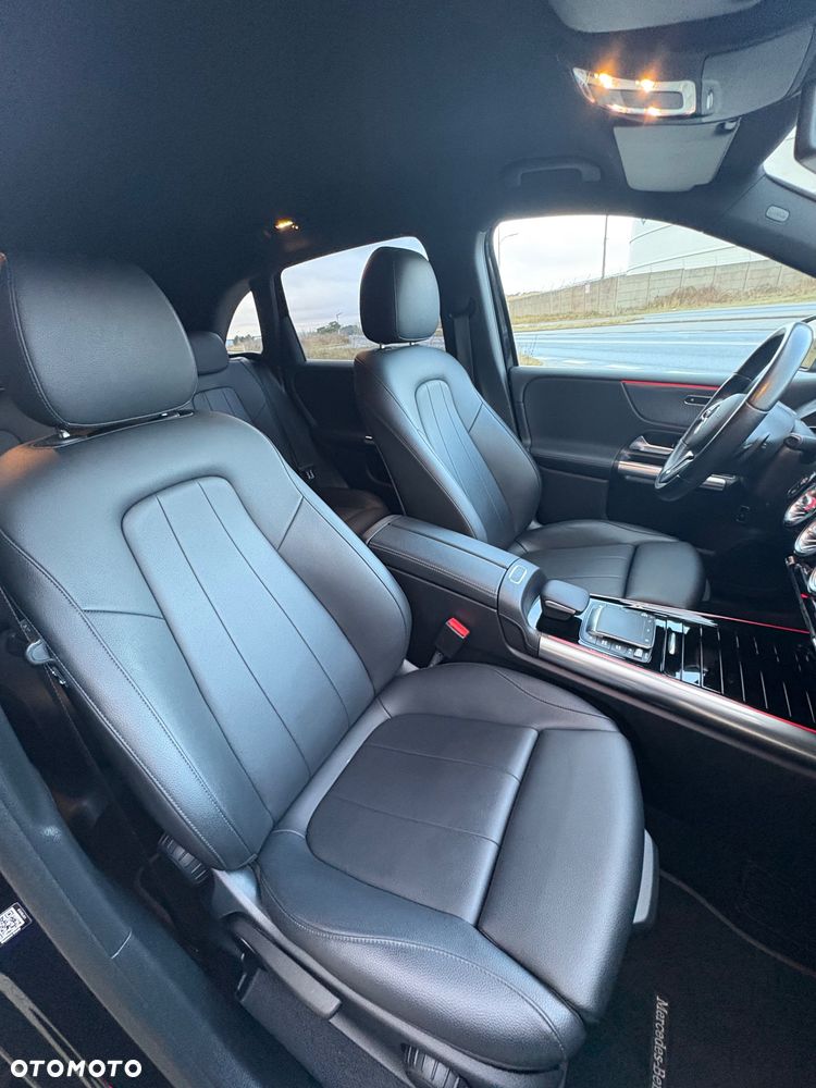 Mercedes-Benz Klasa B 180 7G-DCT - 21