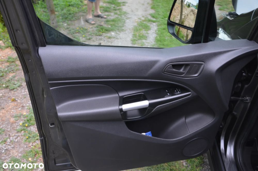 Ford TRANSIT CONNECT - 17
