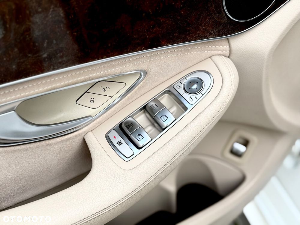 Mercedes-Benz Klasa C - 33