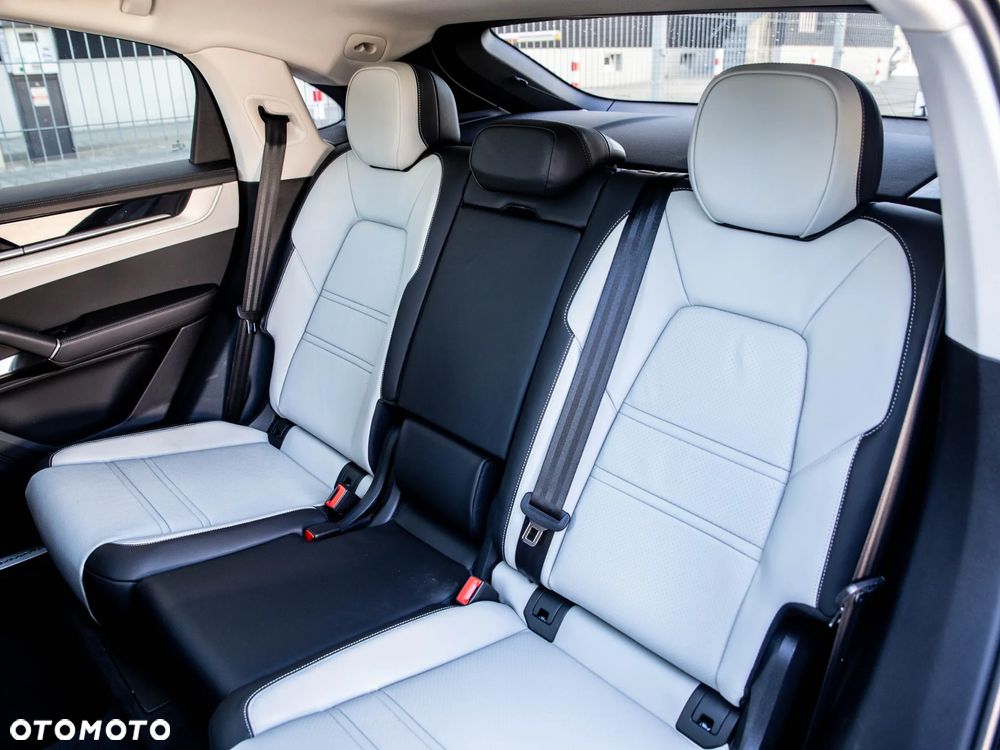 Porsche Cayenne S E-Hybrid PHEV - 40