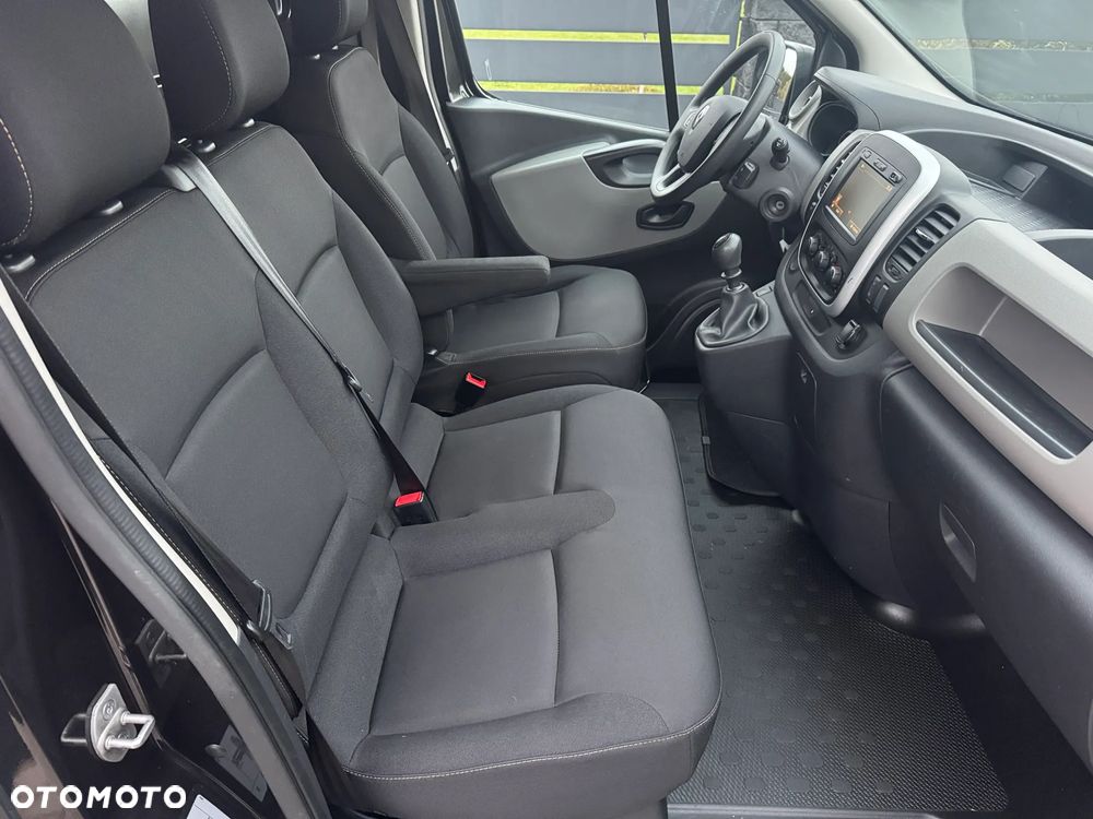 Renault TRAFIC - 4