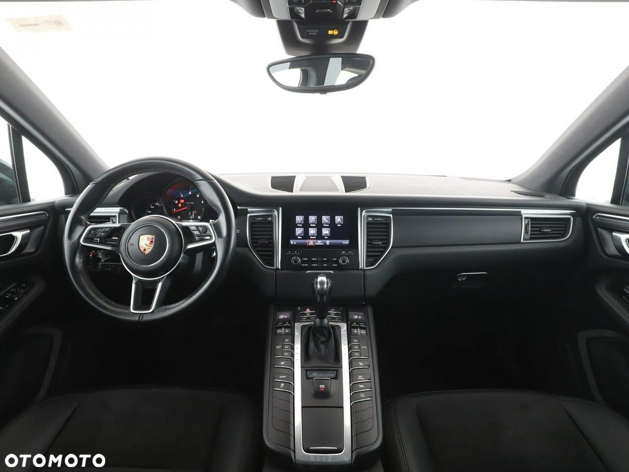 Porsche Macan Standard - 16