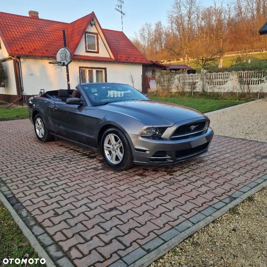 Ford Mustang 3.7 V6 - 8