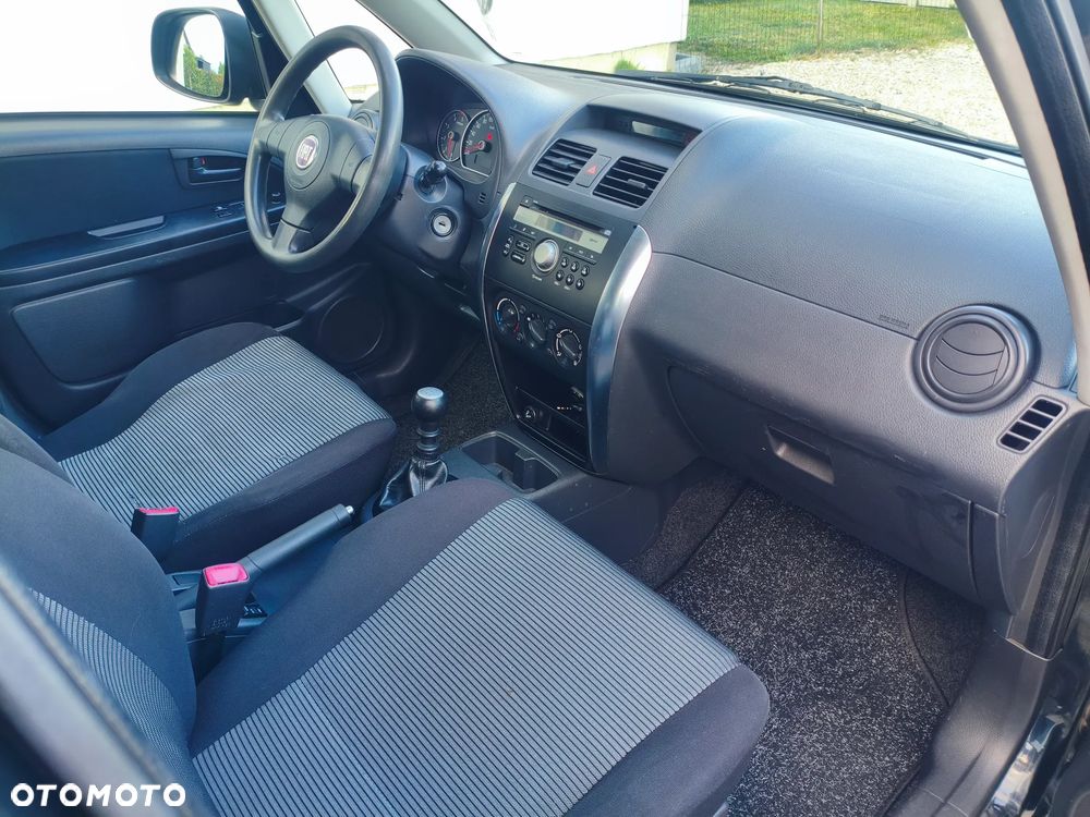 Fiat Sedici 1.9 Multijet DPF 4x4 Dynamic - 16
