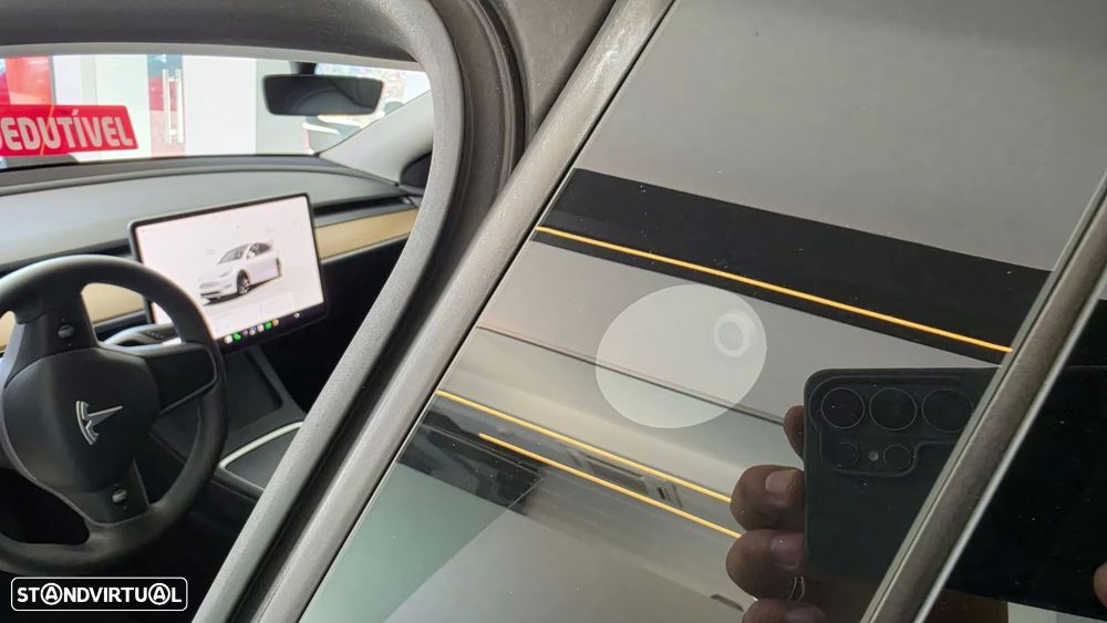 Tesla Model Y Long Range Dual Motor AWD - 30