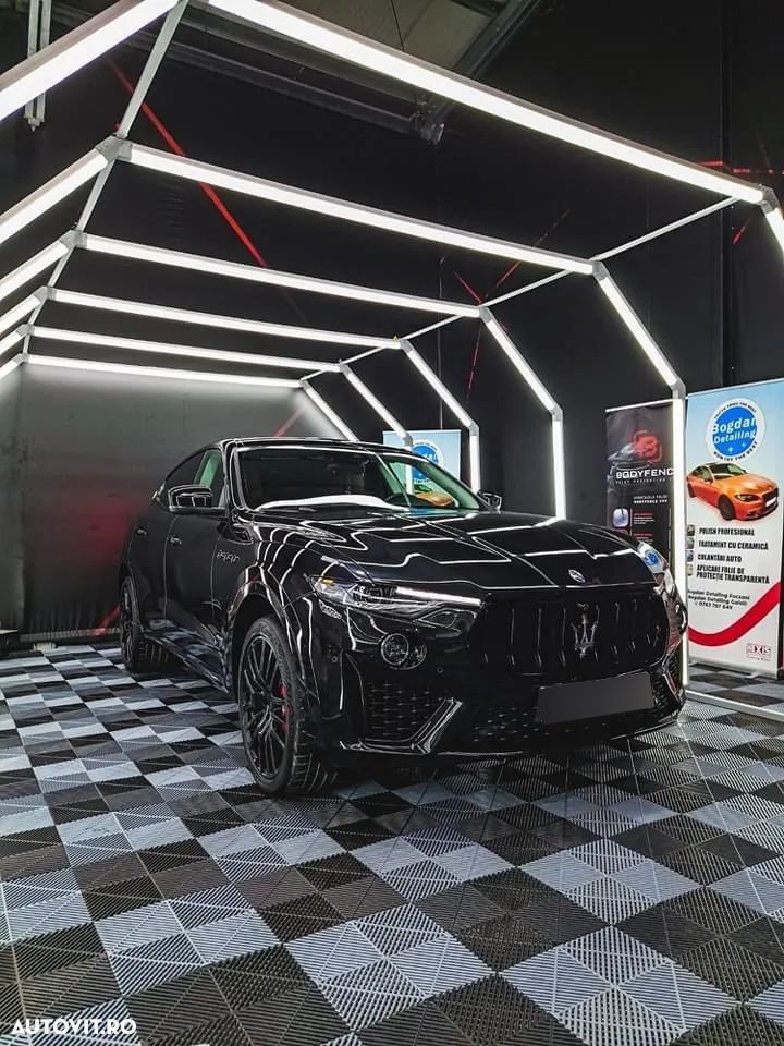 Maserati Levante - 1