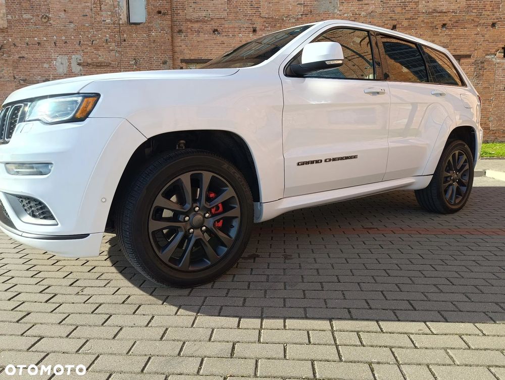 Jeep Grand Cherokee - 12