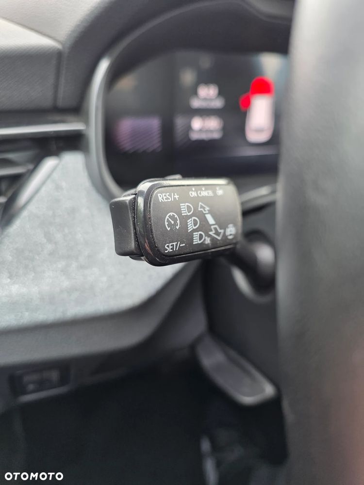 Skoda Kamiq 1.0 TSI DSG Ambition - 25