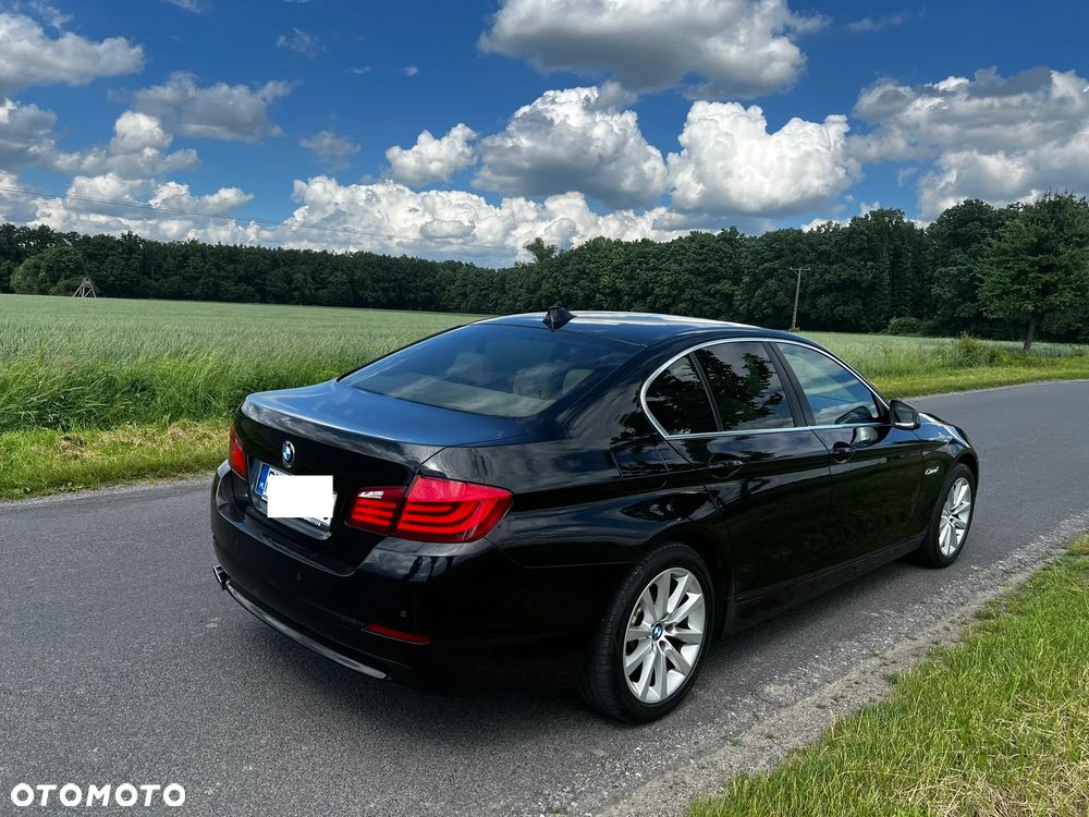 BMW 5 Series 2010 photo 5